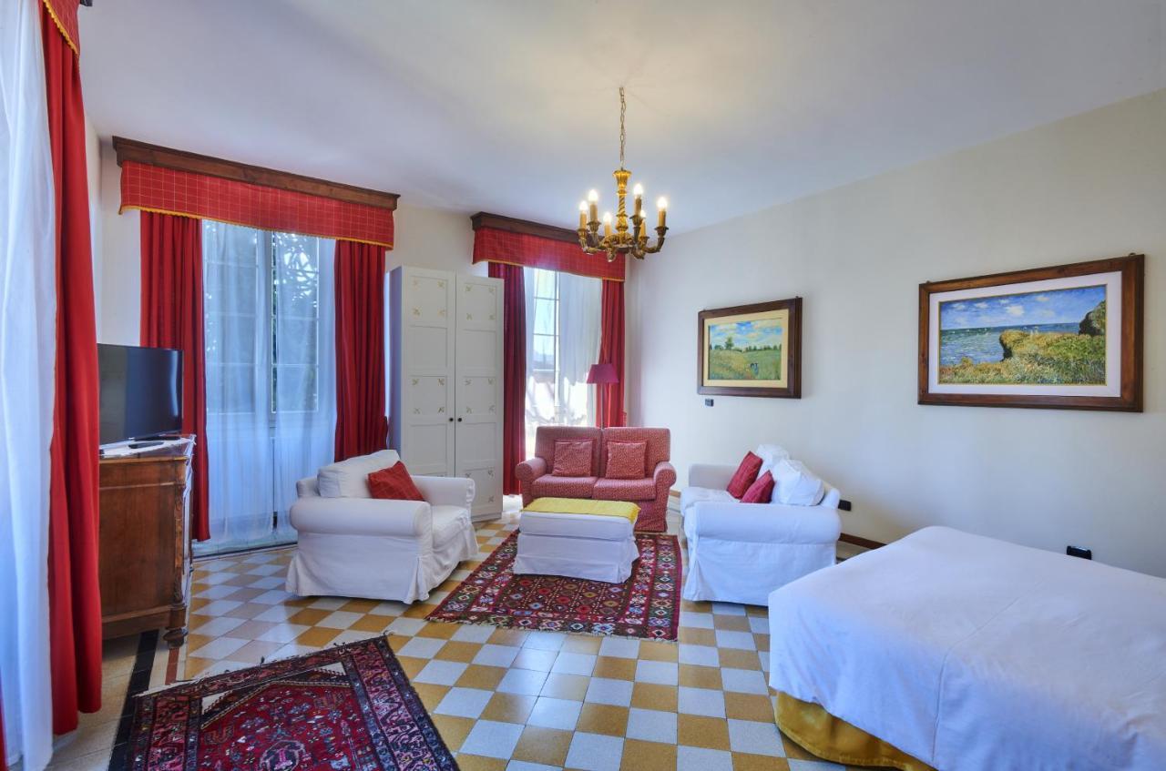 วิลลา อันนามาเรีย บีแอนด์บี Bed & Breakfast โดมาโซ ภายนอก รูปภาพ