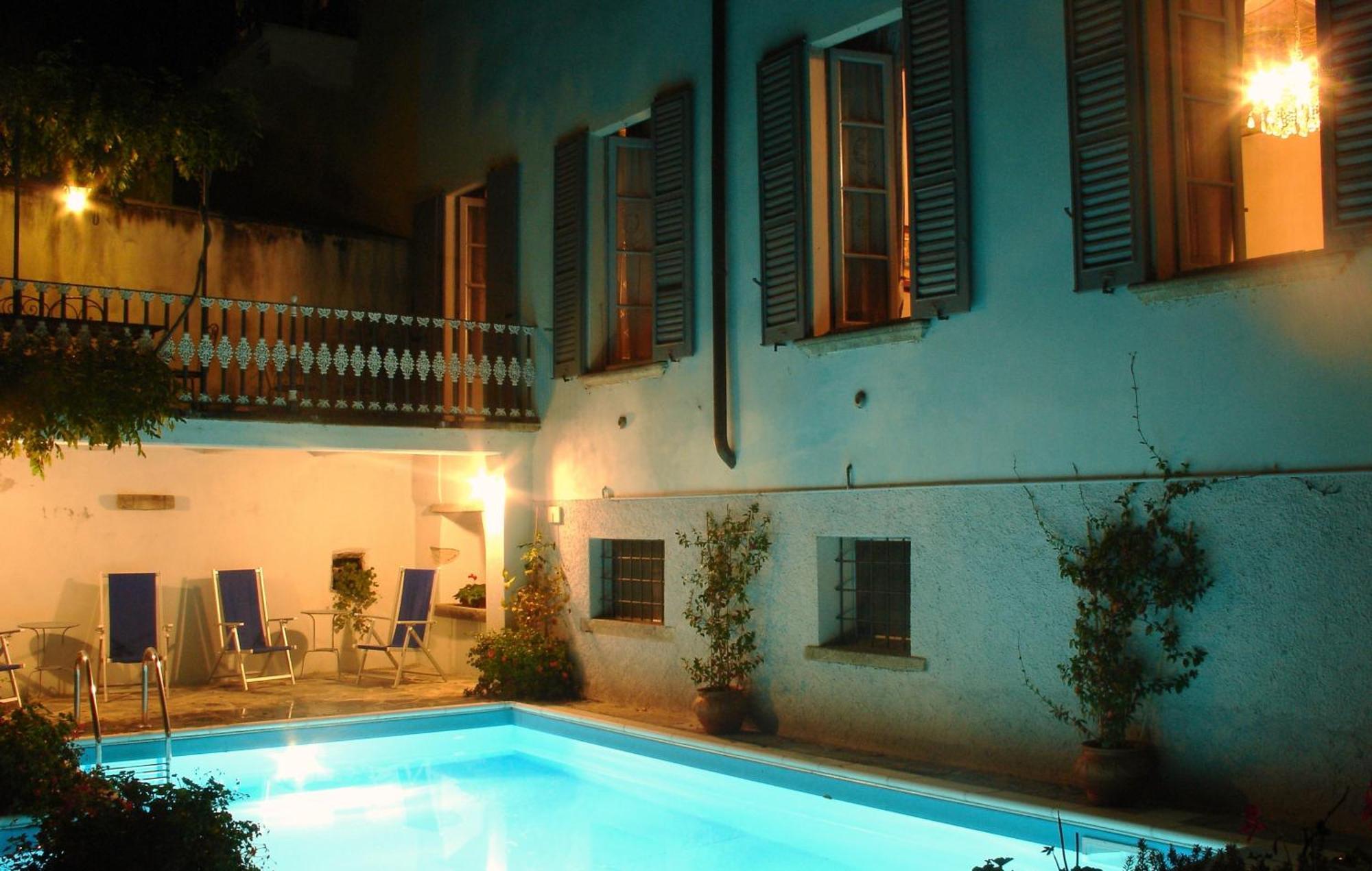 วิลลา อันนามาเรีย บีแอนด์บี Bed & Breakfast โดมาโซ ภายนอก รูปภาพ